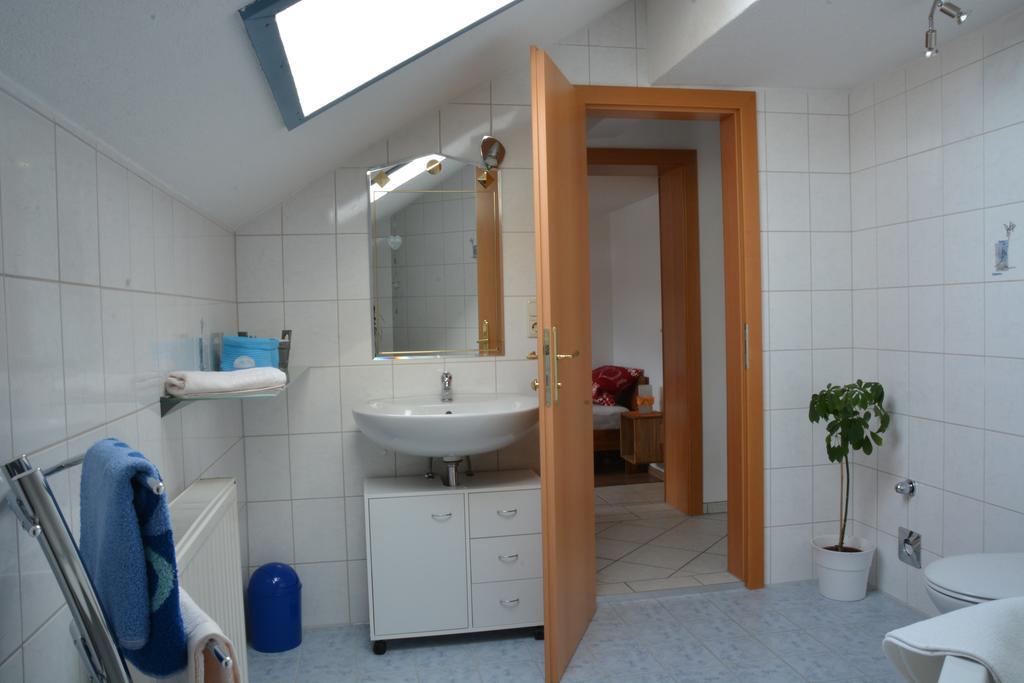 罗伊特Haus Claudia公寓 外观 照片