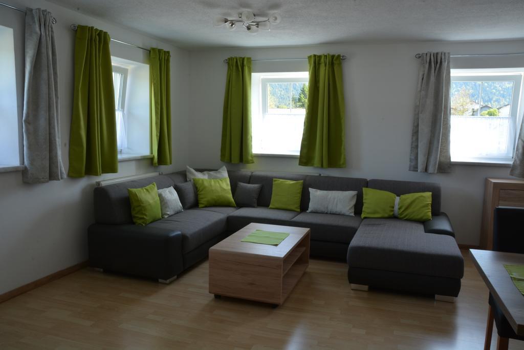 罗伊特Haus Claudia公寓 外观 照片